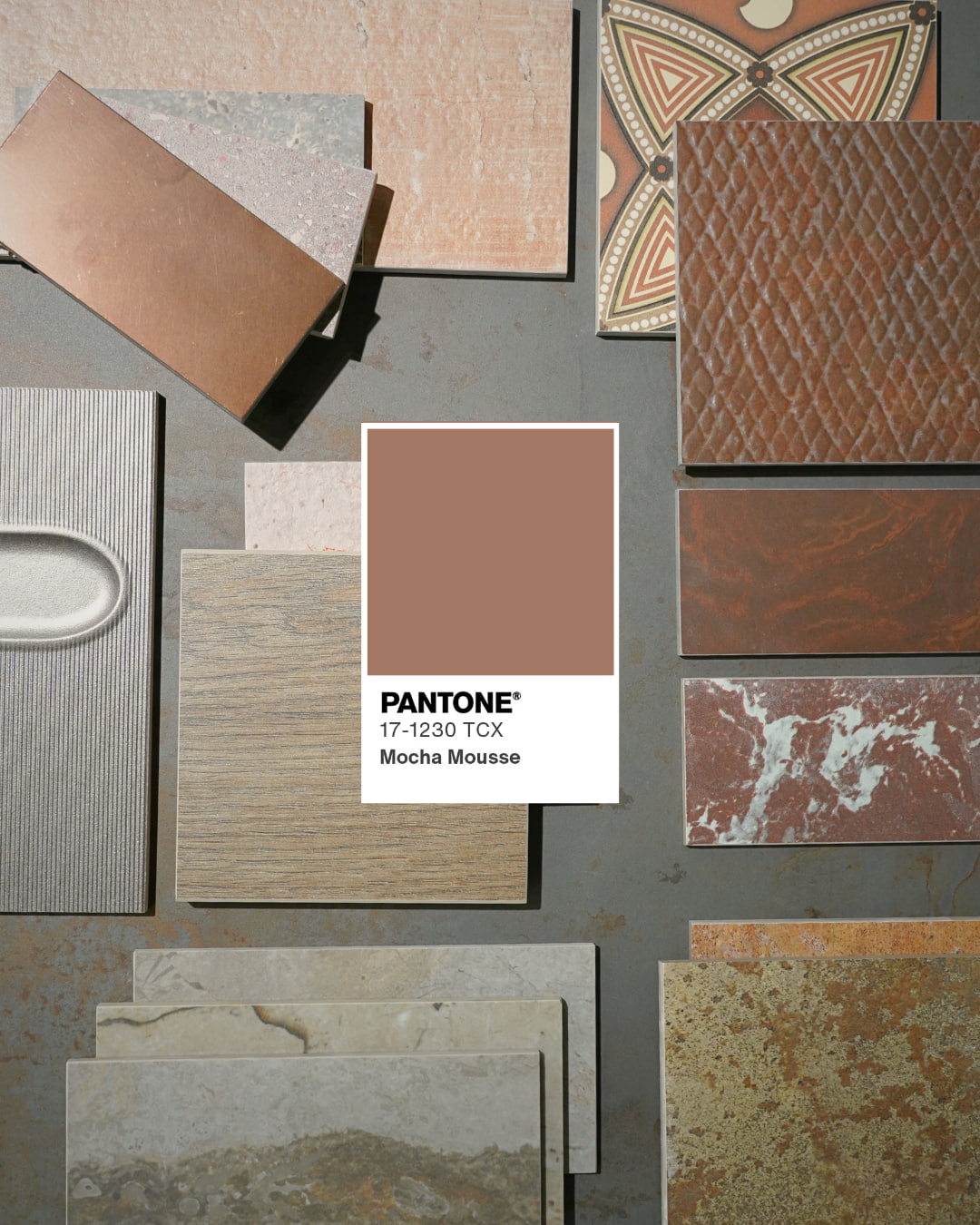 moodboard de azulejos de Apavisa del tono Mocha Mousse de Pantone 2025